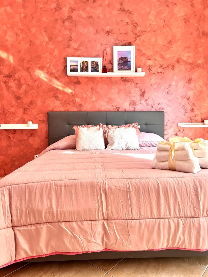 Casa Vacanze The Fortress Apartment เนเปิลส์ ภายนอก รูปภาพ